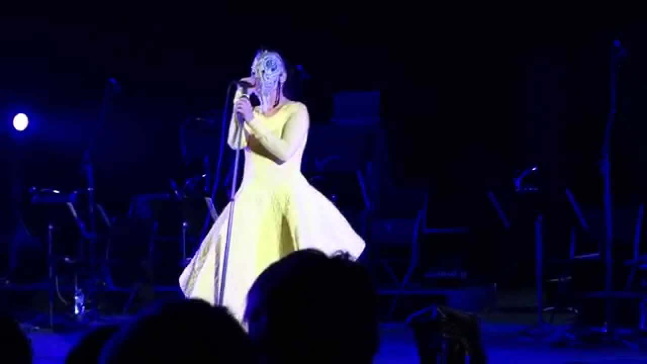 Björk, Nuits de Fourvière, Lyon 20.07.2015, One Day