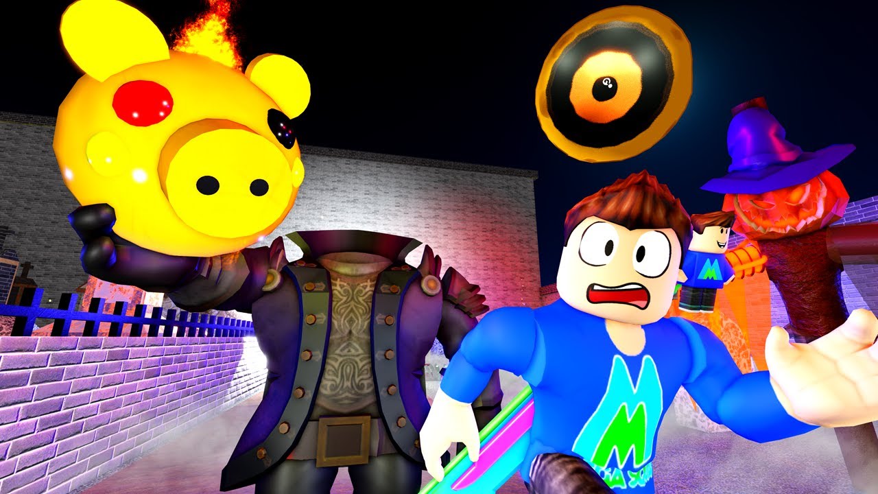 NEW ROBLOX PIGGY HALLOWEEN MAP - Can MegaSquadMo Escape Scary Piggy Game?!