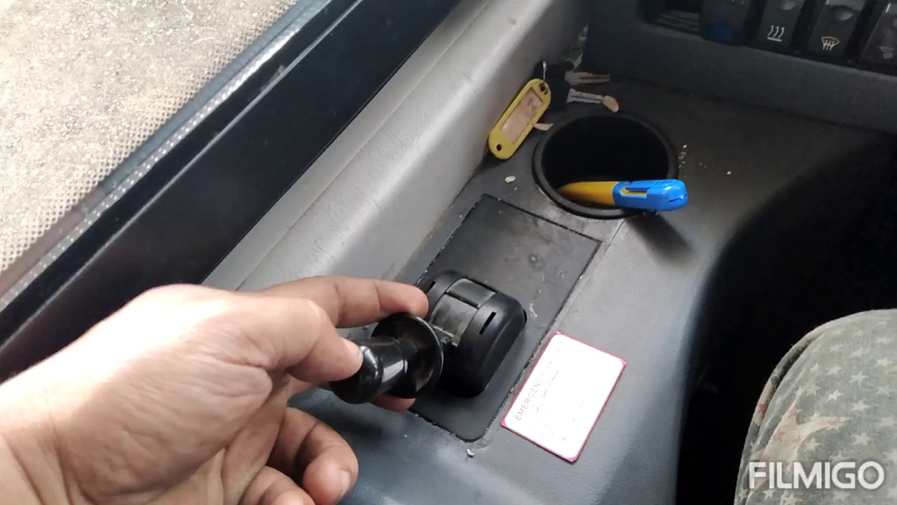 Perbeda an bus di arab sam di indonesia  titorialnya dipanel