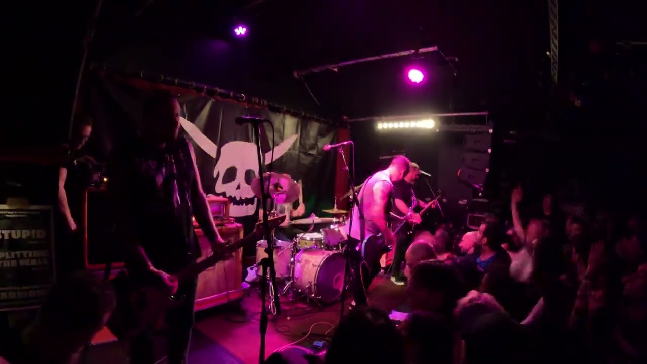 TEENAGE BOTTLEROCKET