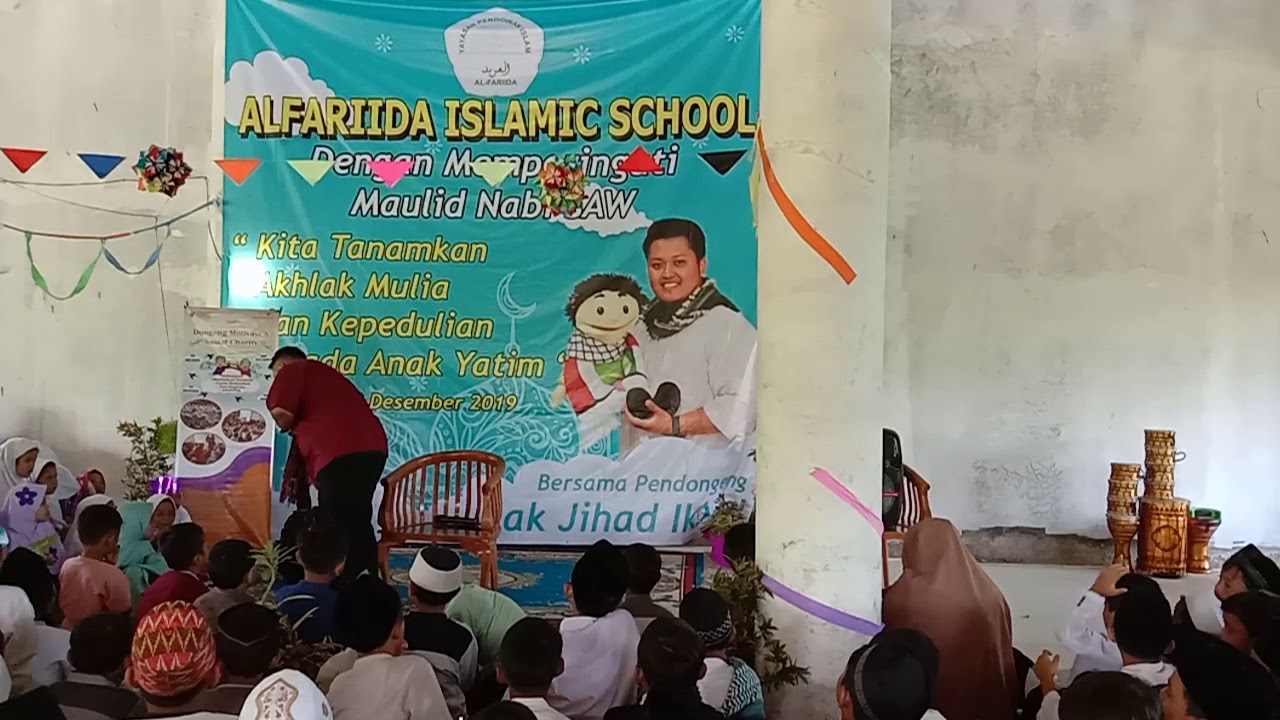 Viral! Dongeng seru bikin sedih dalam peringatan Maulid Nabi SAW di Al-Fariida Islamic School