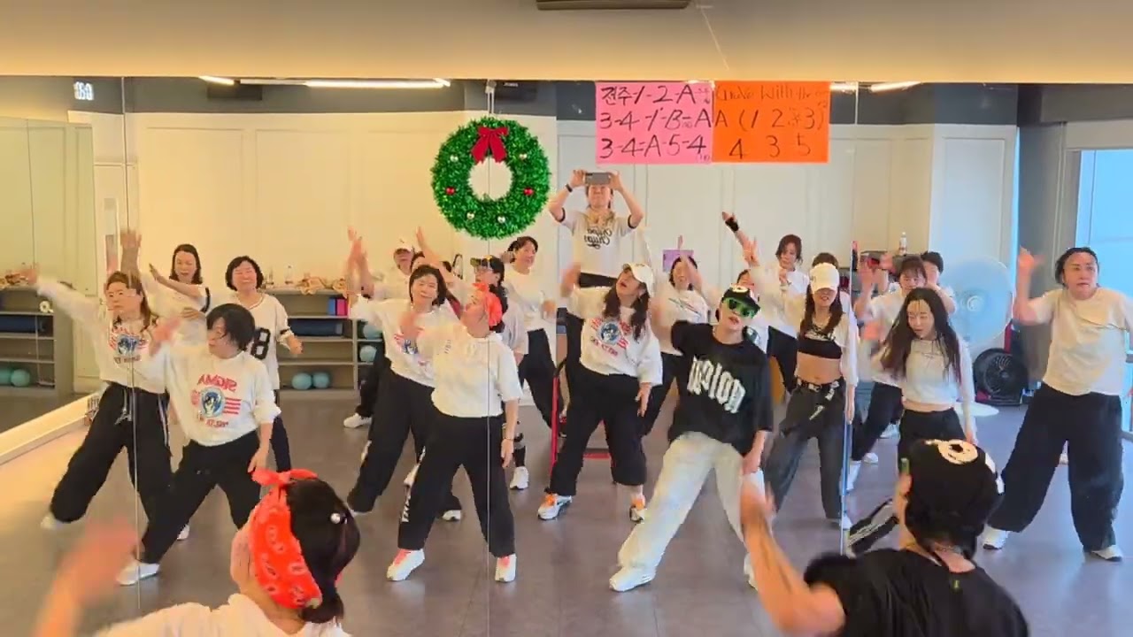 Groove with the beatㅡPit bull,Sia & Eve#팝몸풀이#샤프한걸샘창작#엘퀸정모세미나#짐스토리오전반