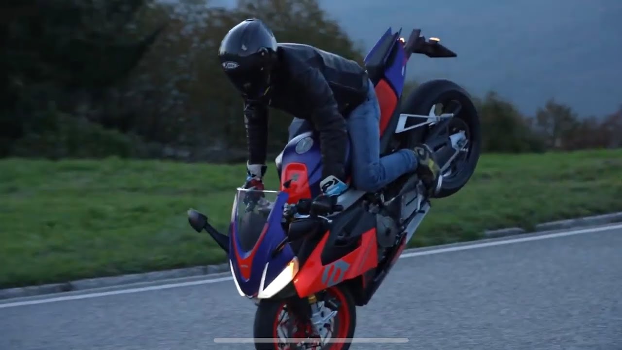 Przyszłość&nbsp;klasy Supersport? - Aprilia RS 660 2021