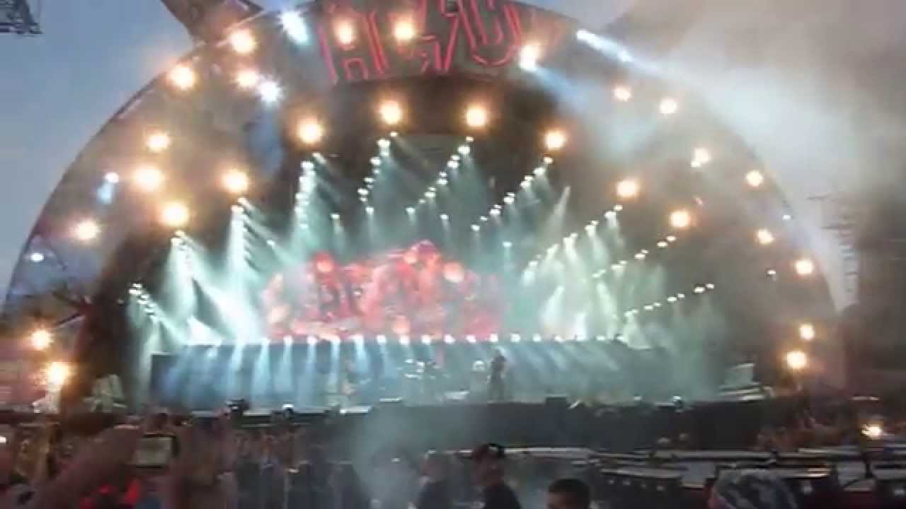 AC/DC - Rock or Bust / Shoot to Thrill (Dessel, Belgium 07-06-2015)