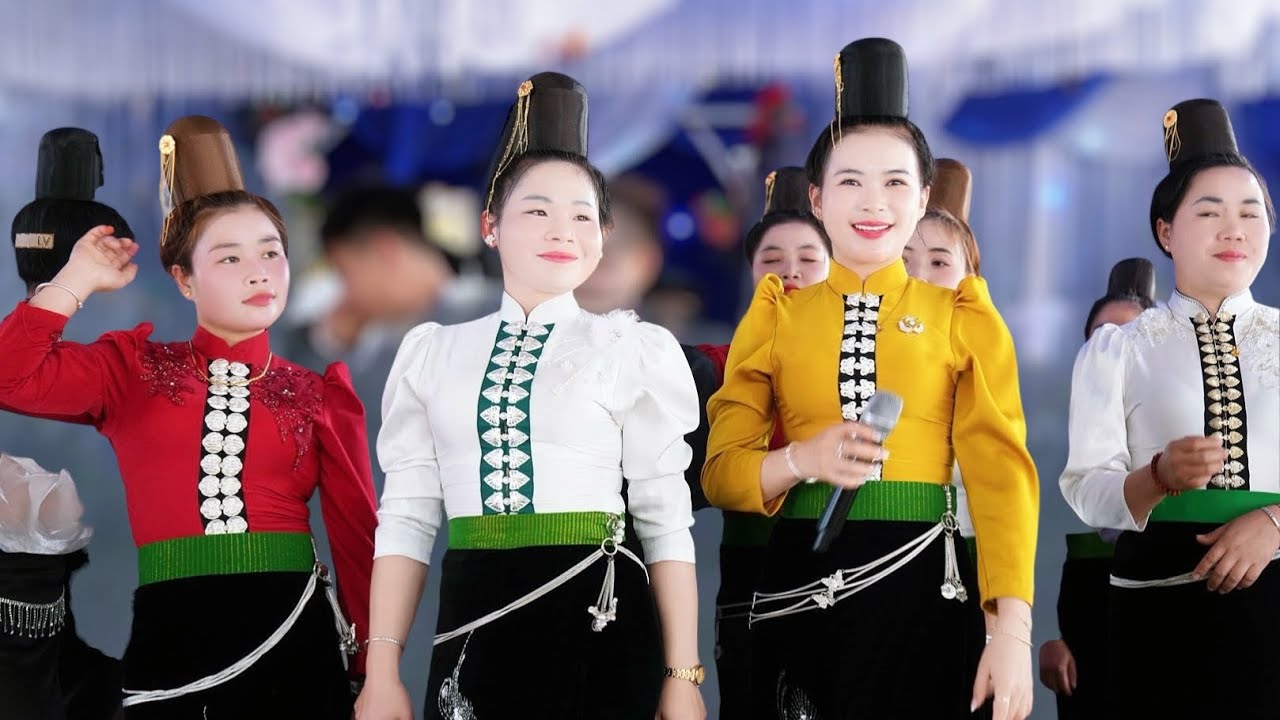 MỒNG 7 TẾT CHỊ EM NHẢY QUÁ CĂNG TẠI ĐÁM CƯỚI - BÍCH LOAN & THIẾU VĂN - BẢN MẢY THUẬN CHÂU
