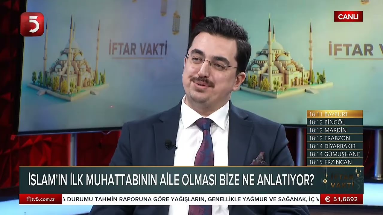 İslam ilk dindir ve ilk aile Hz. Adem (a) ailesine gelmiştir. İslam aile dinidir. İftar Tv5