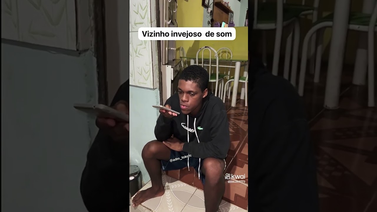 Vizinho invejoso de som automotivo #pared&atilde;o #somautomotivo #memes #speaker #music #tiktok