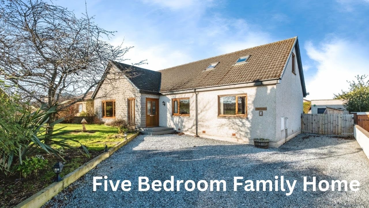 Five Bedroom Family Home, Elsher Road, Lhanbryde Moray £300K