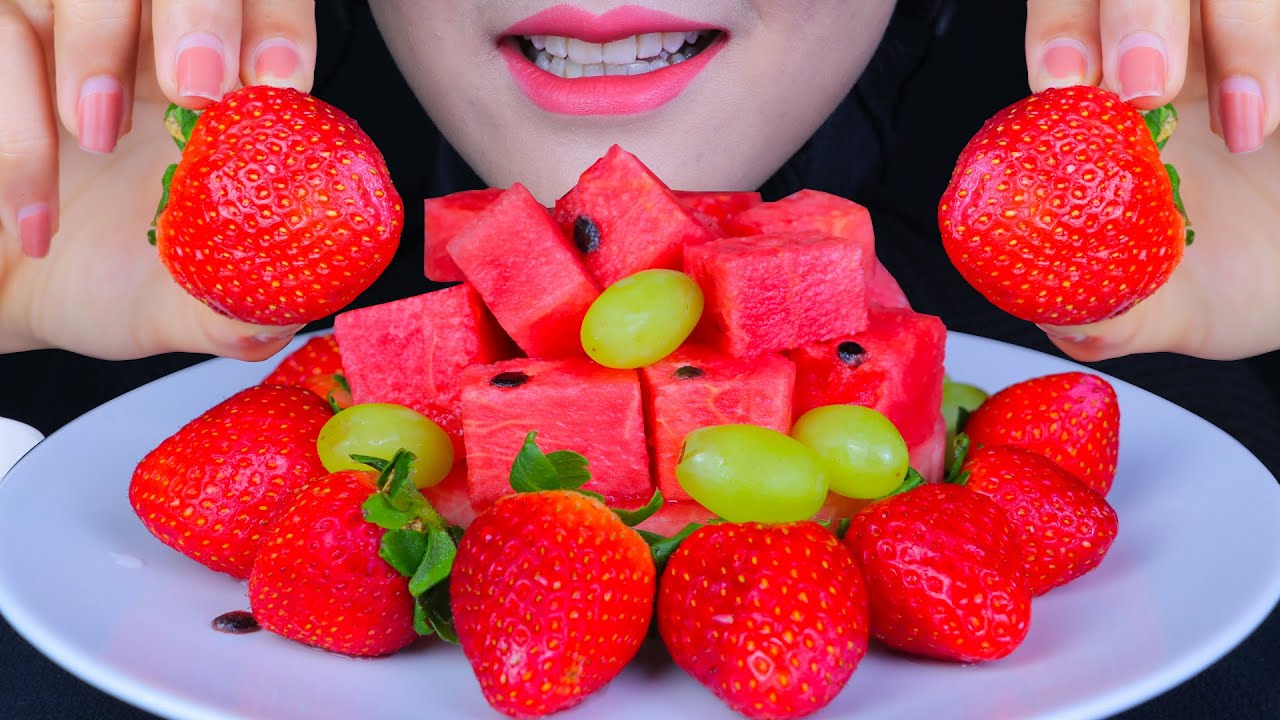 ASMR Eating Strawberry, Watermelon, Grapes Mukbang 먹방 | PAN ASMR