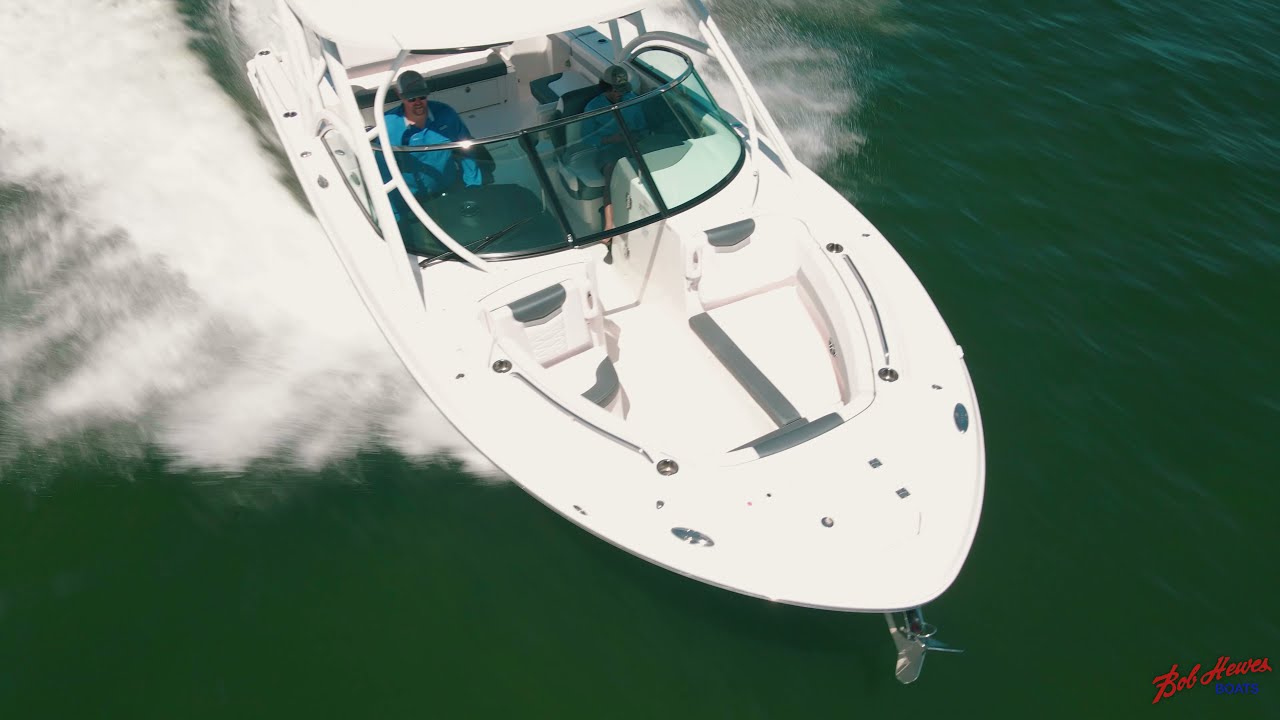 Highlights and walkthrough of the Robalo R317