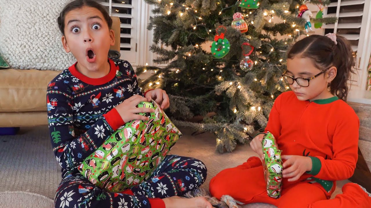 Elf On The Shelf Yes Papa Christmas Videos!