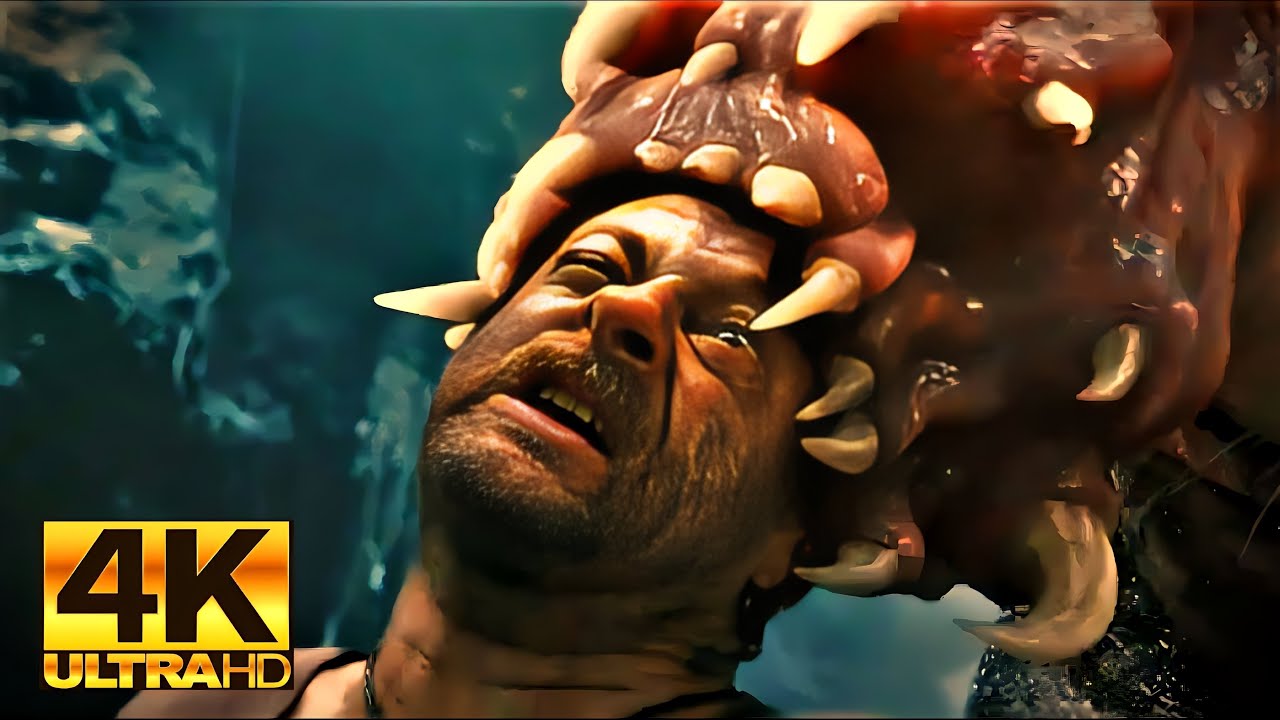 Giant Bugs attack the crew in the cave | King Kong | Film city