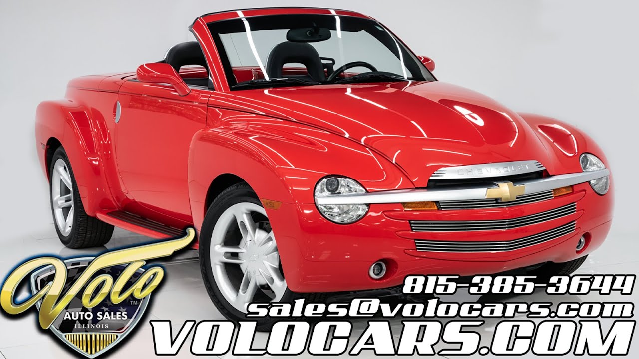 2004 Chevrolet SSR for sale at Volo Auto Museum (V20432)