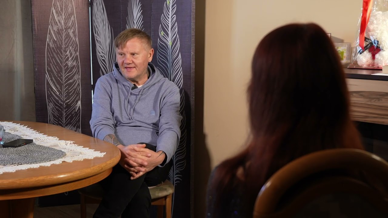Šokiruojantis interviu: gyvenimas su garsiu nusikaltėliu tapo didžiausia bausme