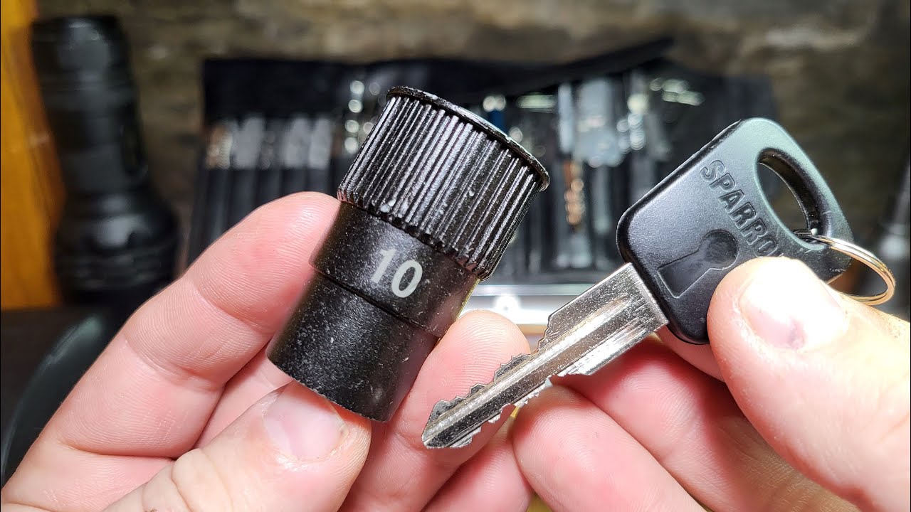 Sparrows Gridlock 10 Serrated Wafer Carlock SPP Pick and Gut