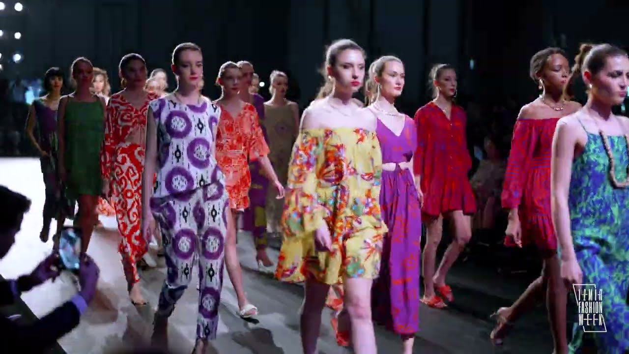İzmir Fashion Week Pecos SS'23 Runway