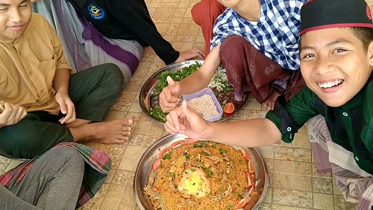 LOMBA MASAK NASI GORENG ALA DARUL ADIB MEDAN