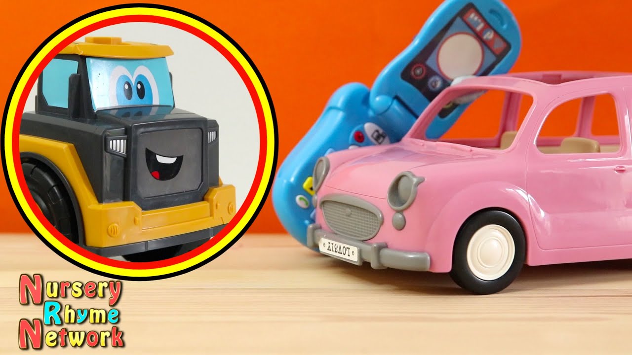 Five Little Cars Jumping on the Bed | Counting Singalong Nursery Rhyme