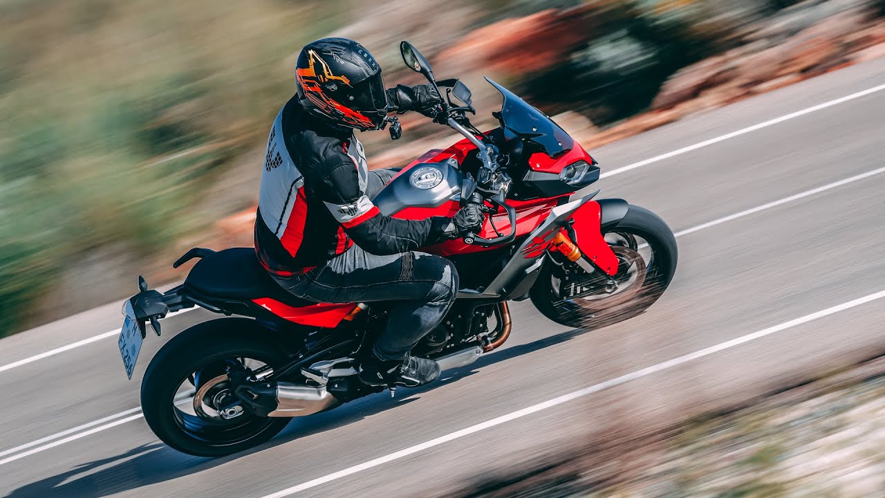 BMW F900XR – První pocity z jízdy ze Španělska