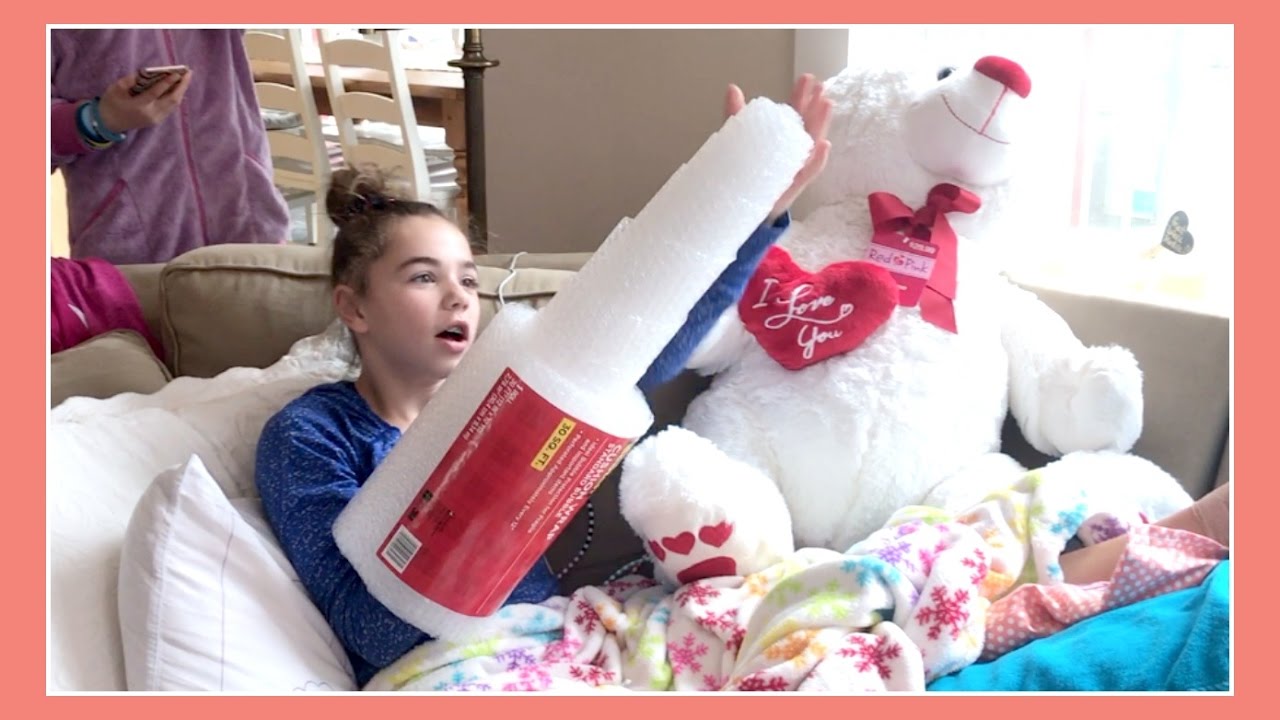 BUBBLE WRAP CANNON | Flippin' Katie