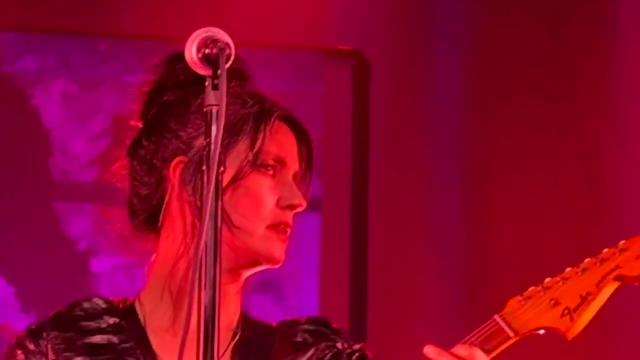 Sharon Van Etten and The Attachment Theory-