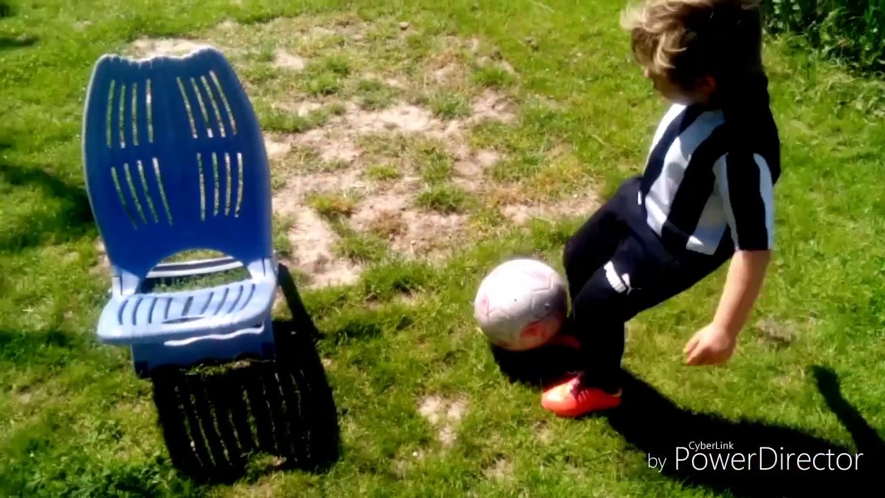 PETIT PRODIGE 4 ANS (FOOTBALL)