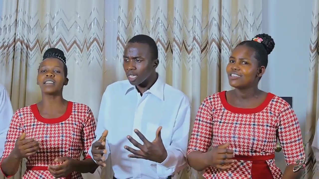 Ujiponye - Mikei SDA Choir 