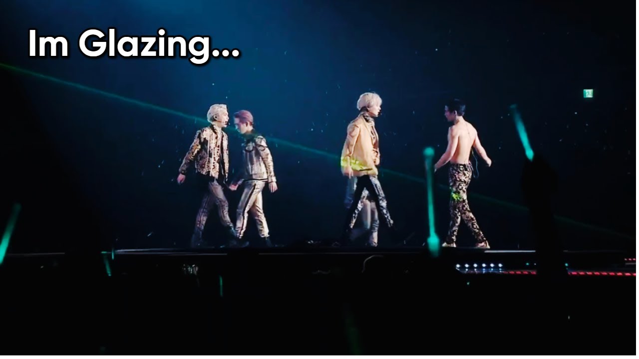 HE TOOK HIS SHIRT OFF!!! | SHINee - Dynamite [Reaction]