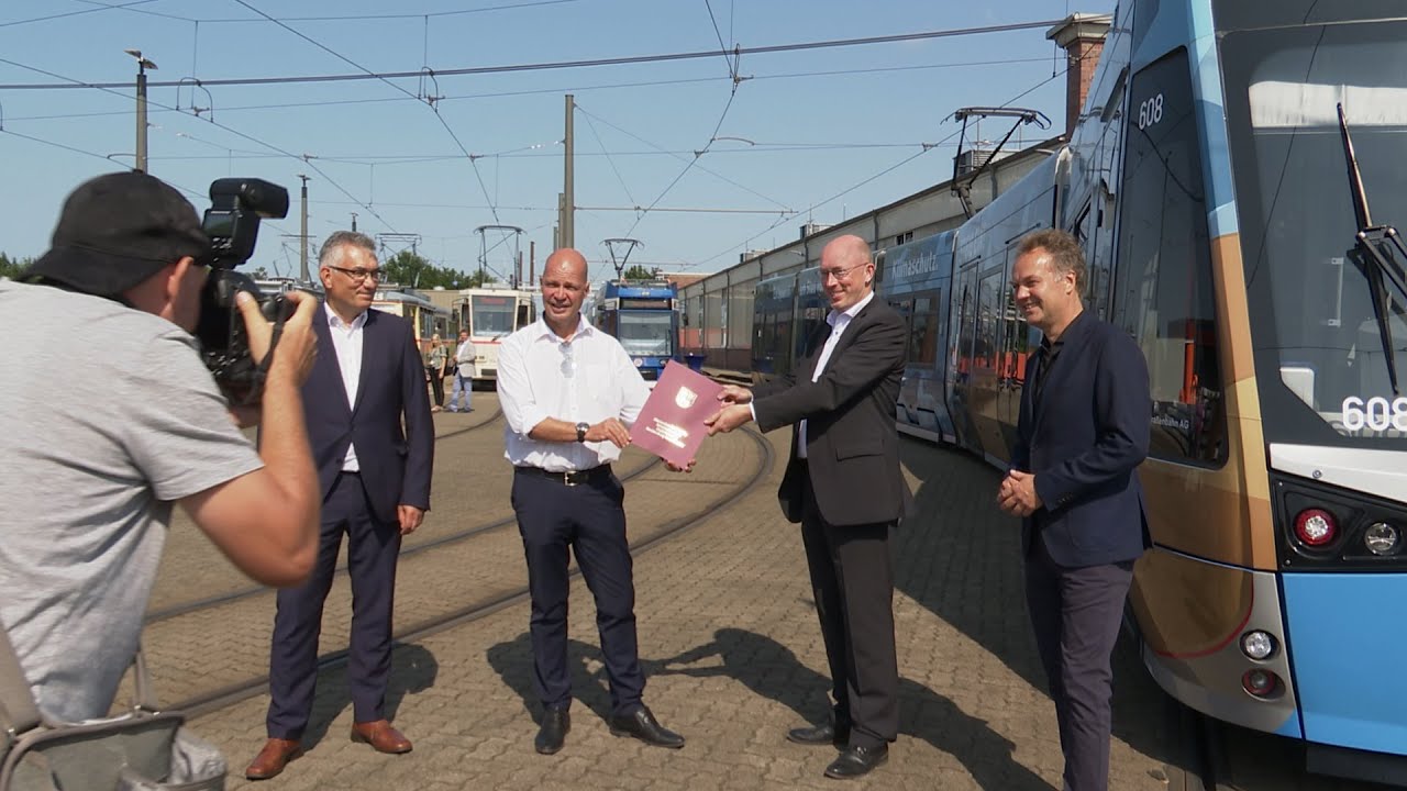 28 neue Straßenbahnen für Rostock