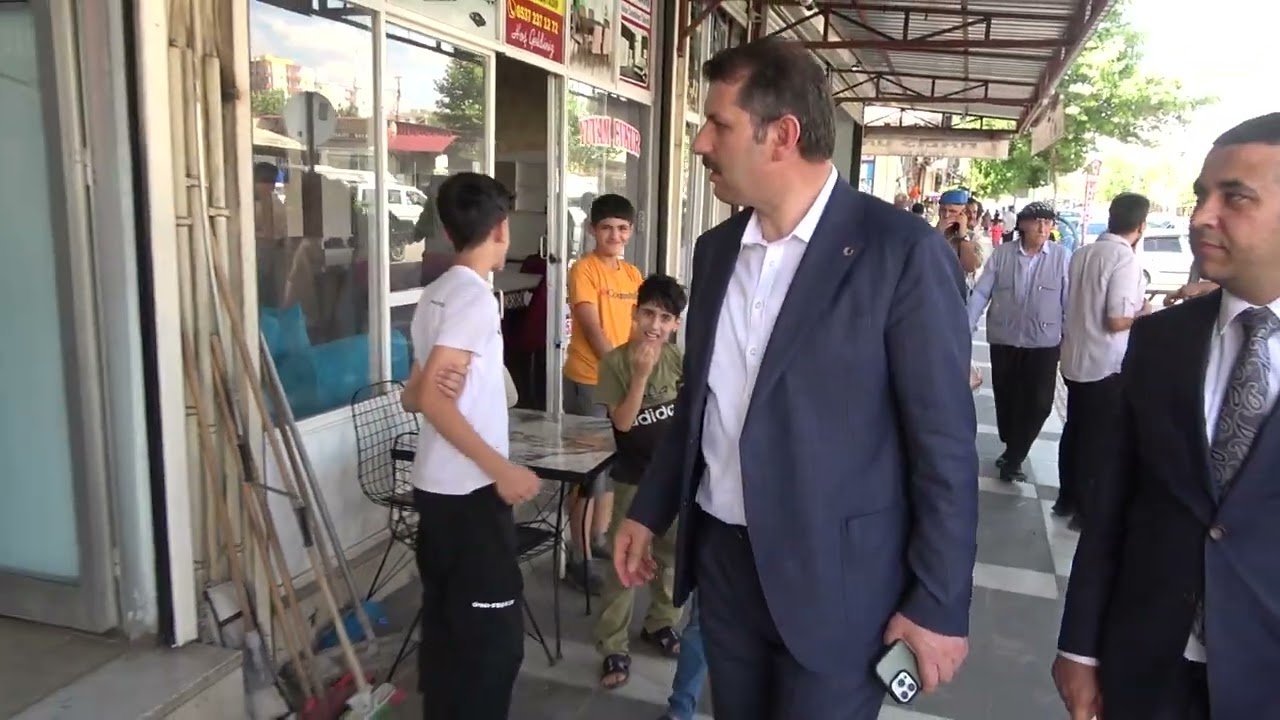VALİ AYHAN, SİVEREK'TE