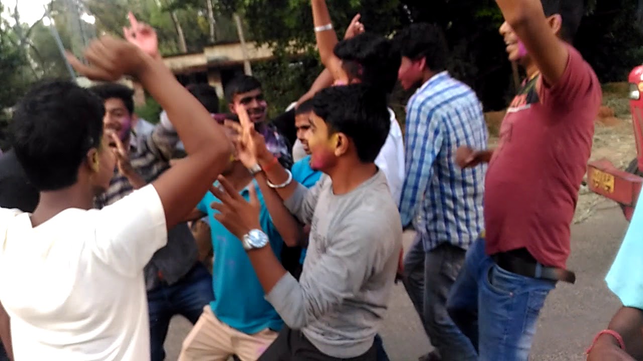 Lapung durga puja besarjan dance