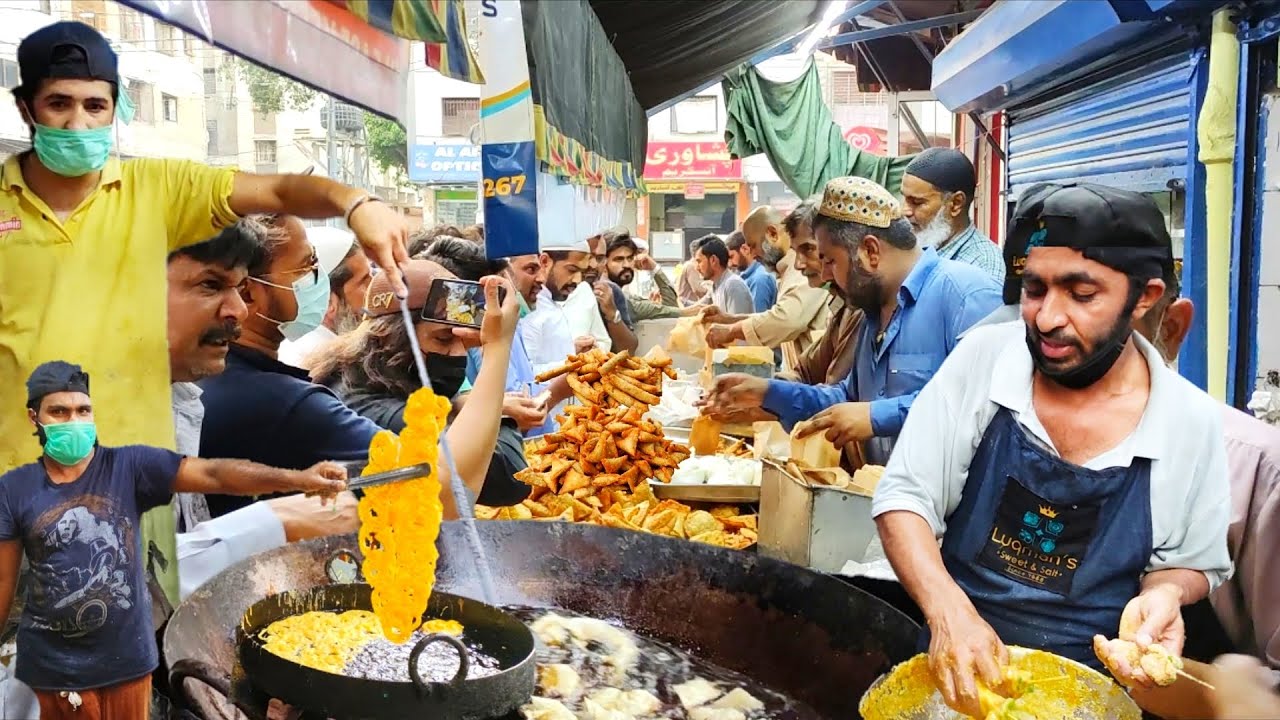 Special Ramadan Street Food | Crazy Rush Before IFTAR | Ramadan Food Street of Karachi Pakistan