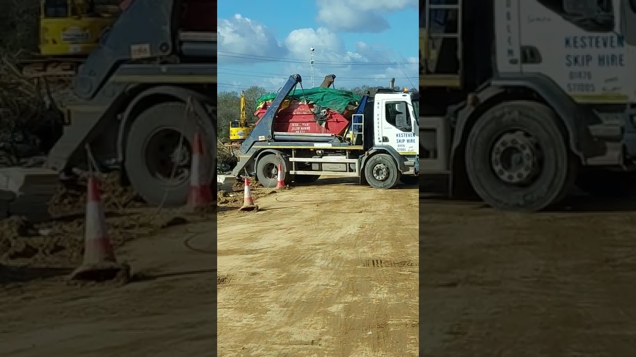 Skip lorry loading / unloading swapping Grantham