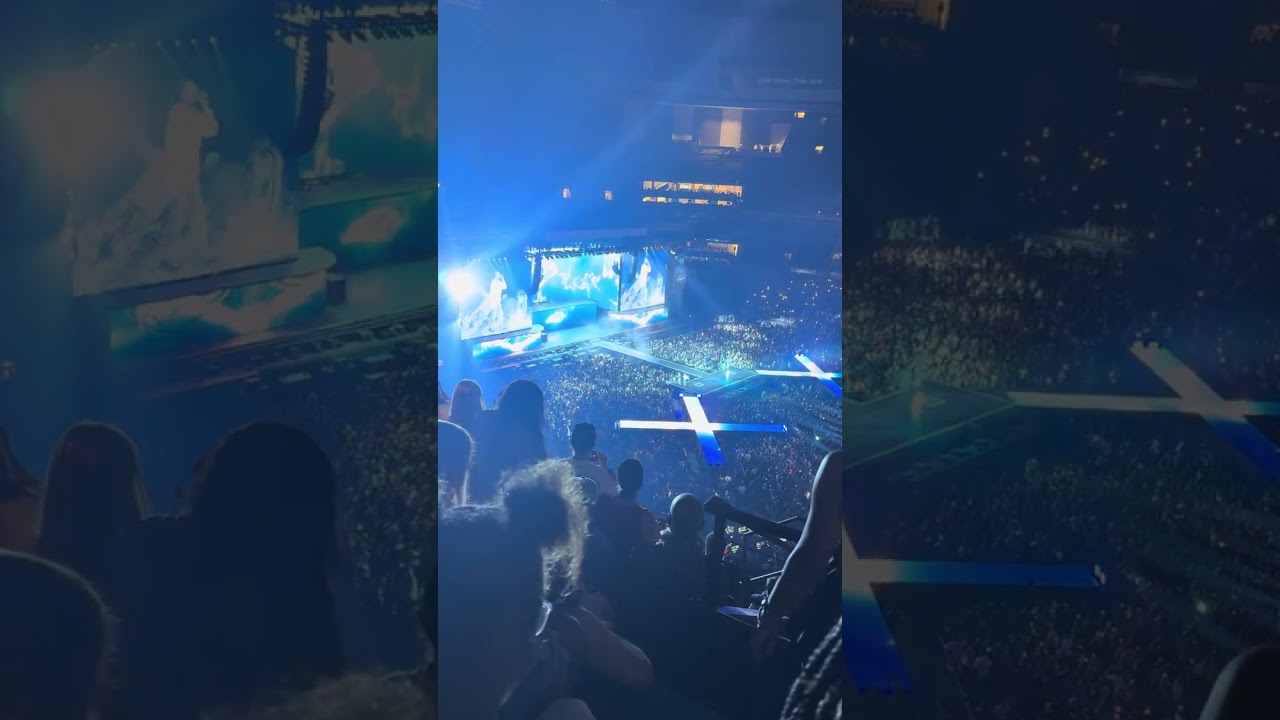 Chris Brown in New Orleans at Caesars Superdome October 16, 2025