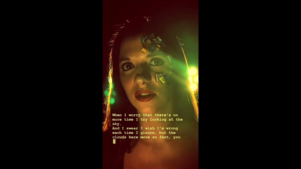 Francesca Confortini - Pieces Of Glass - Visualizer (with lyrics)