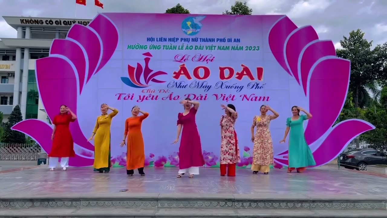 Đây cũng là video cũ nhưng nó dễ thương mình muốn lưu lại nó ..