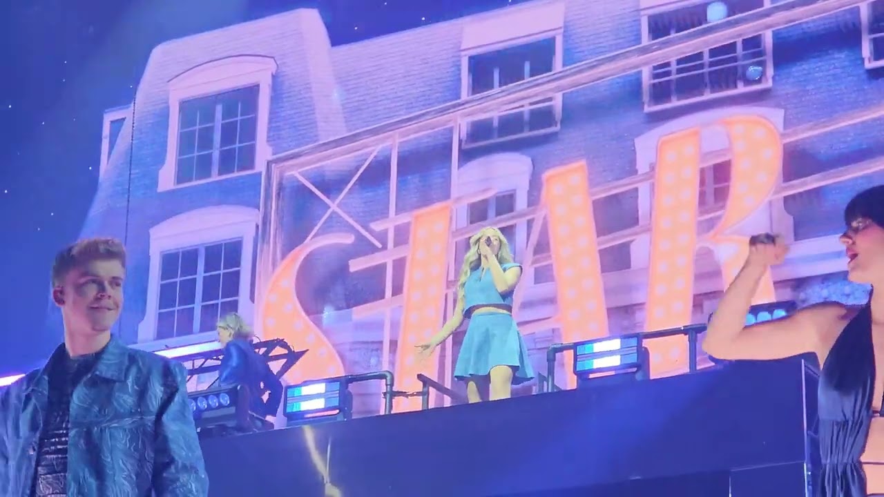 [Star Academy Tournée 2025] Quand on arrive en ville - Collégiale - Lille (21/03/2025)