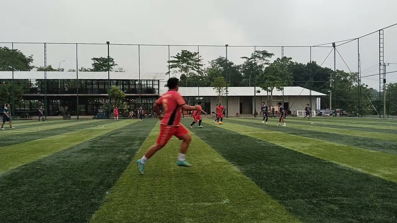 Pertandingan Fun Foot-Ball Revolution Fc Vs Gesek football 