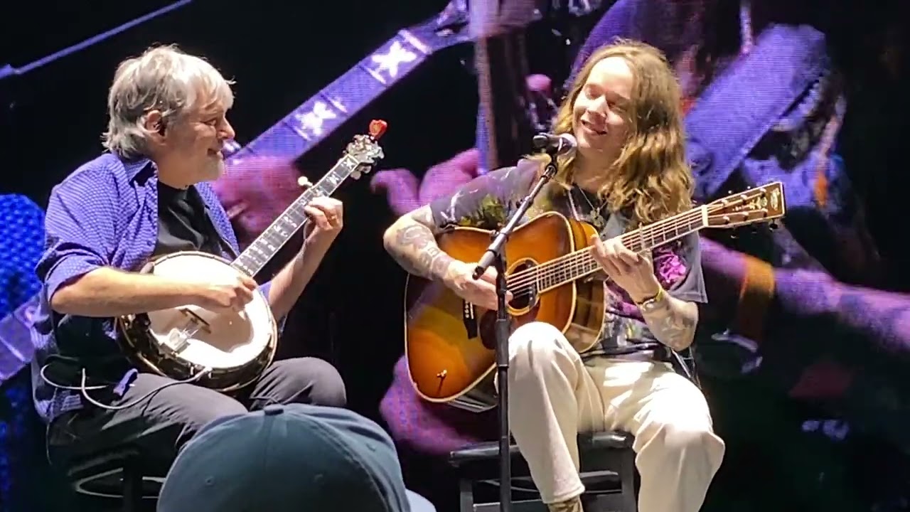 Billy Strings & Béla Fleck “Groundhog” 2.23.24 Bridgestone Arena