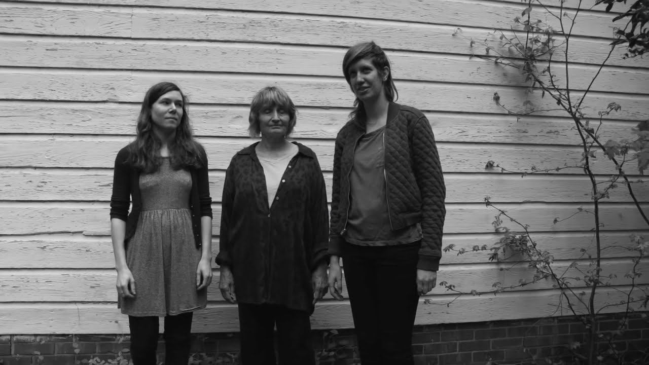 Anna & Elizabeth - Don't Want to Die in the Storm (with Alice Gerrard)