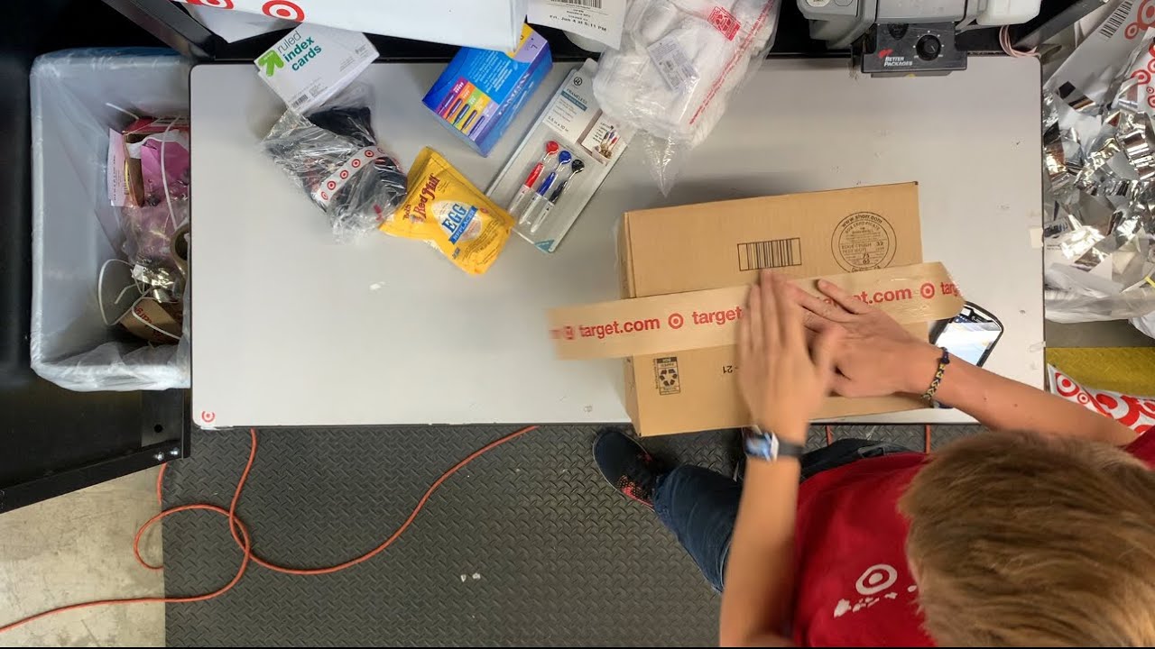 Target Worker POV: Packing online orders