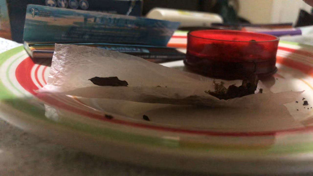Elements Rolling Papers Brooklyn Style fronto Superior rolling tutorial from Matt the spliff Sensei