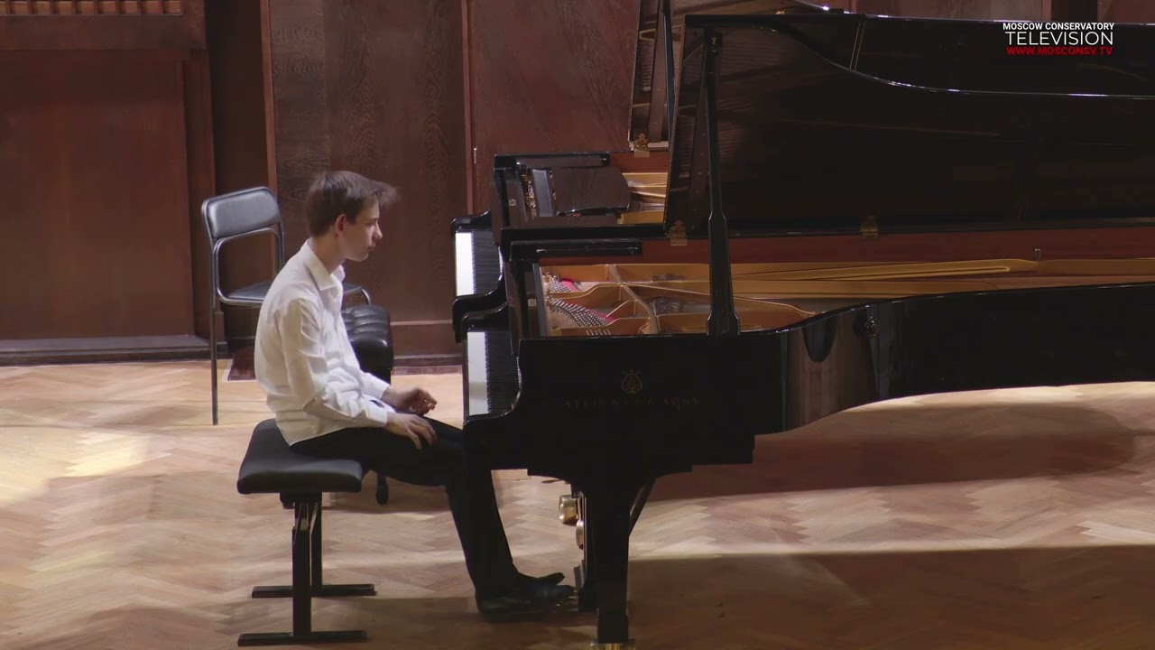 Debussy 5 préludes performed by Vladislav Mikhailov
