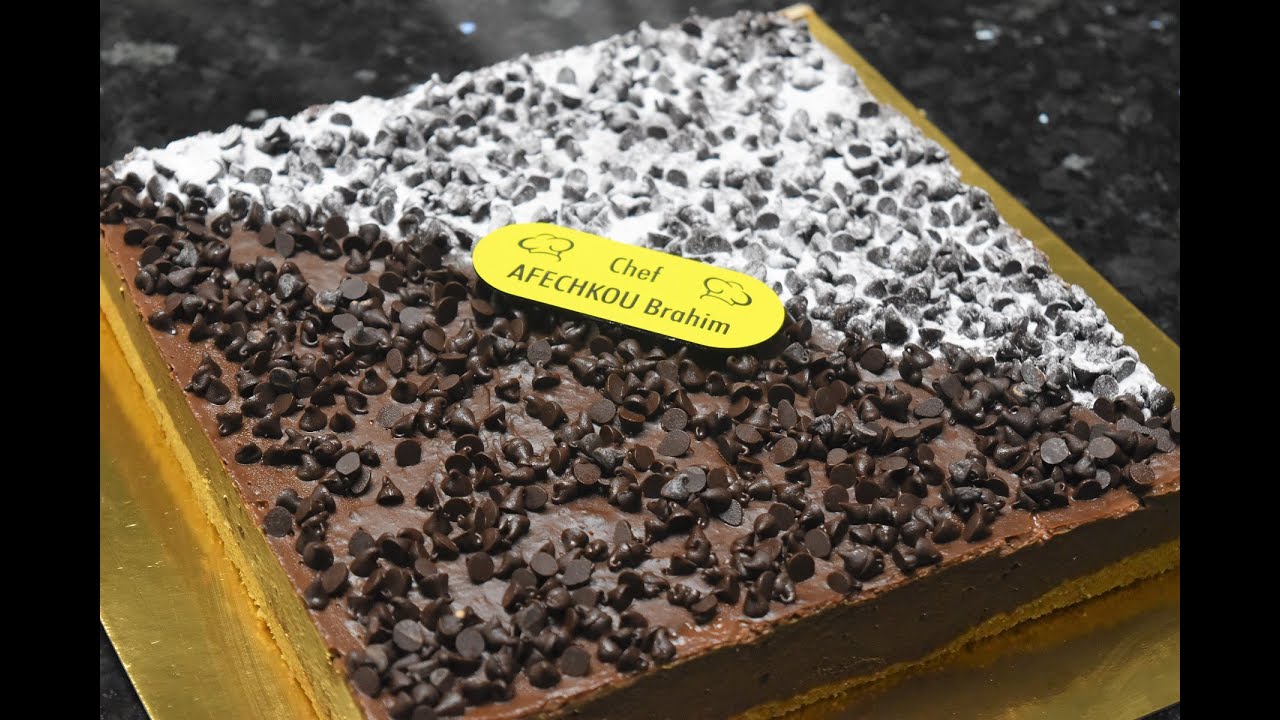 un vrai délice 😋 بمناسبة رأس السنة 2020 / طارط الشوكولاتة بسيطة ولذيذة جدا بدون جينواز و بدون فرن