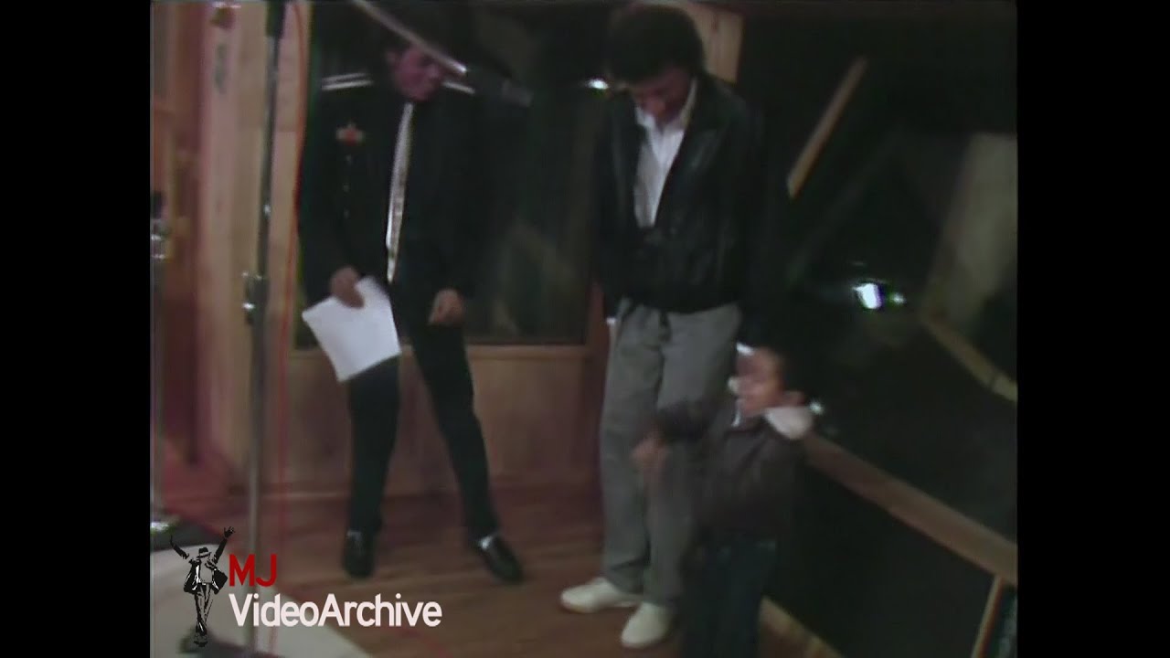 Michael Jackson dances like James Brown at We Are World Recording Studio