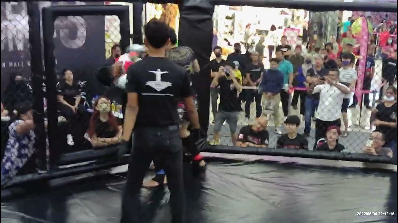 Ultimate Beatdown42 Kickboxing Praveen Shan VS Tay Yi Heng