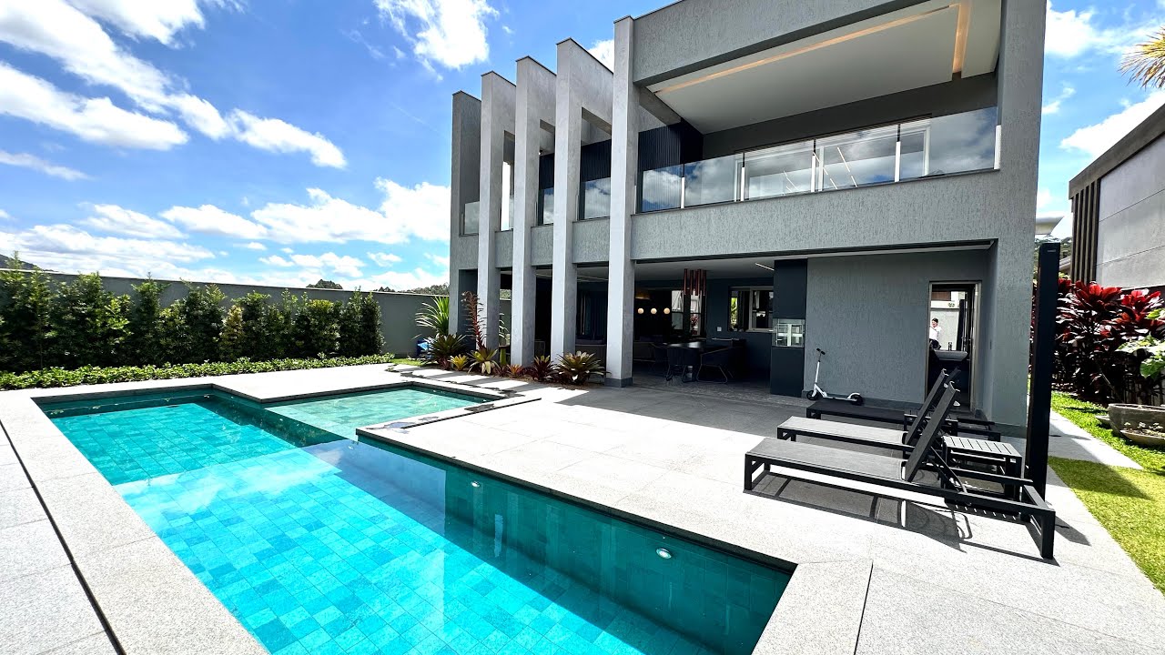 Casa luxuosa com lazer  diferenciado em Alphaville Lagoa dos Ingleses ….