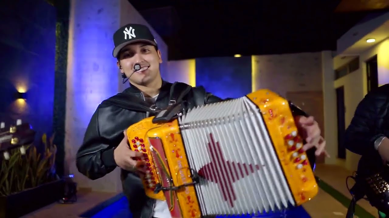 ANDO TOMANDO REYNALDOS DE LA SIERRA (En Vivo)