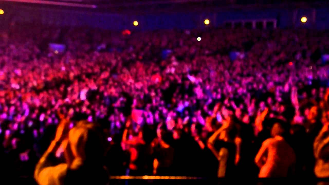 Indochine Paradize+10 Live Zenith Paris 01/02/12 - J'ai demandé à la lune + Le grand secret HD