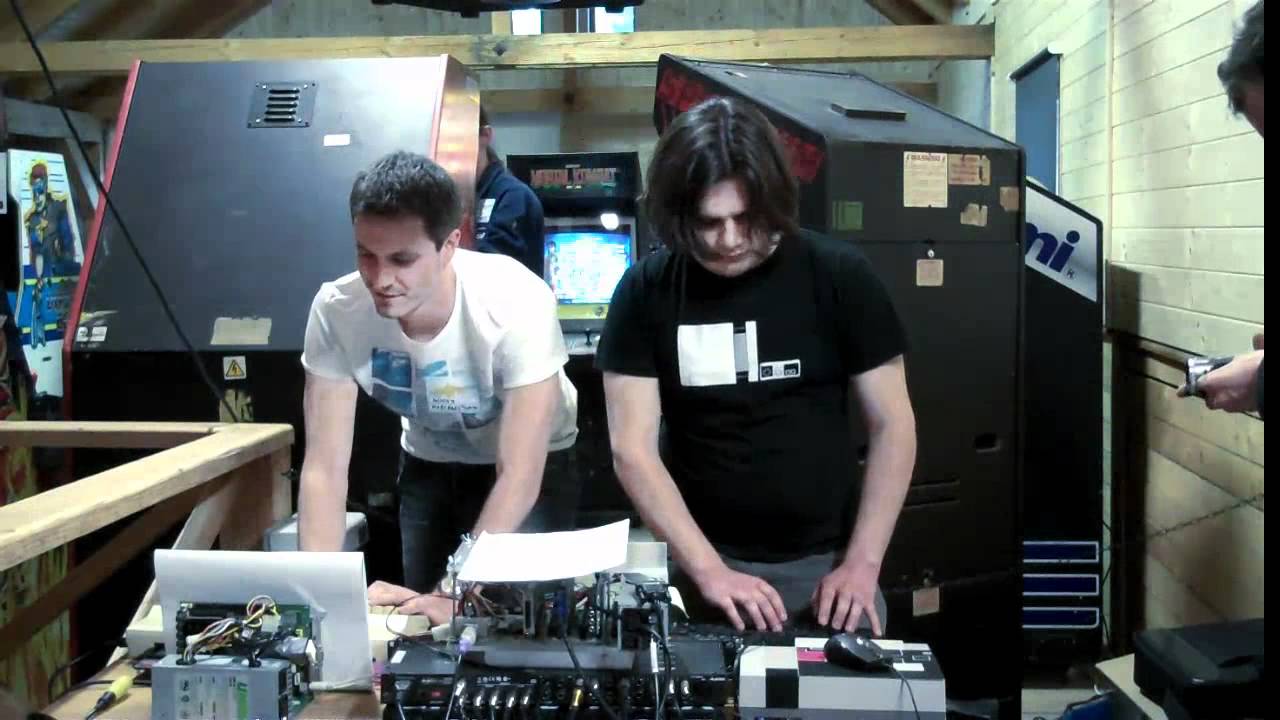 03 Squarewave Orchestra - Into Sandy's City (live at ArcadeHry 2012-05-12)